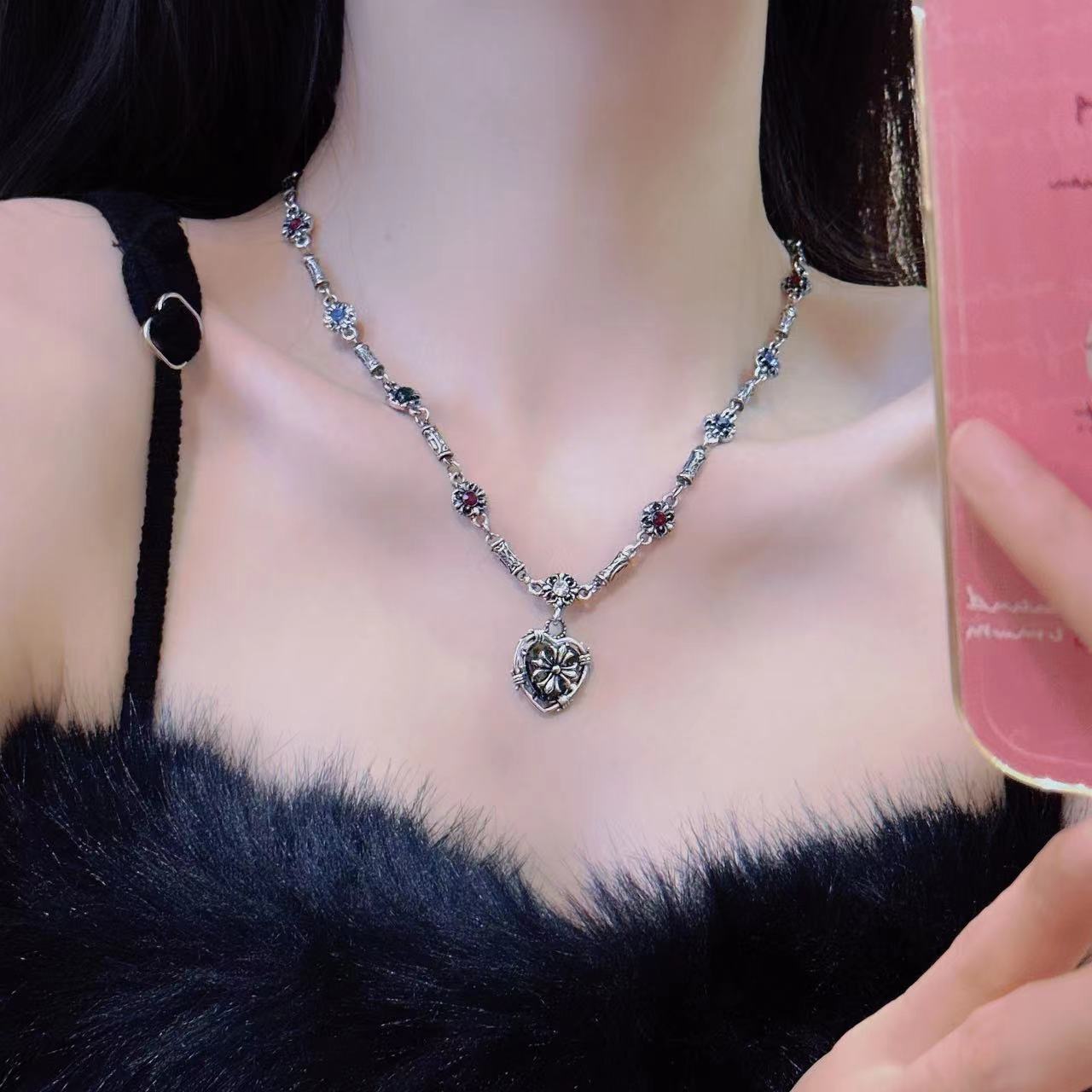 Wholesale Diamond Heart Eight-pointed Star Necklace Clavicle Chain Sweater Chain